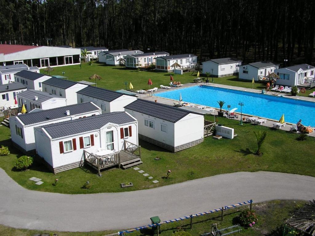 Aquahause Hotel Pataias Eksteriør billede